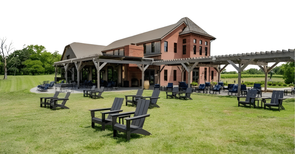 Vineyard_House_exterior_Bohemia_Manor_Farm.jpg Exterior view of Vineyard House at Bohemia Manor Farm — luxury estate owned by Accountable Equity funds and operated by Vivamee Hospitality
